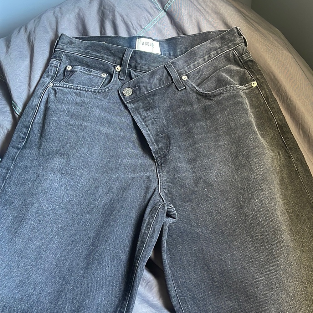 Agolde criss cross Jean black size 29. New w/o tags